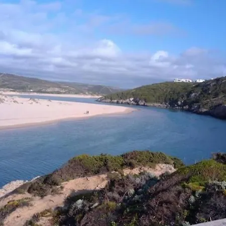 Δωμάτια σε οικογενειακή κατοικία West Coast - - Luar *